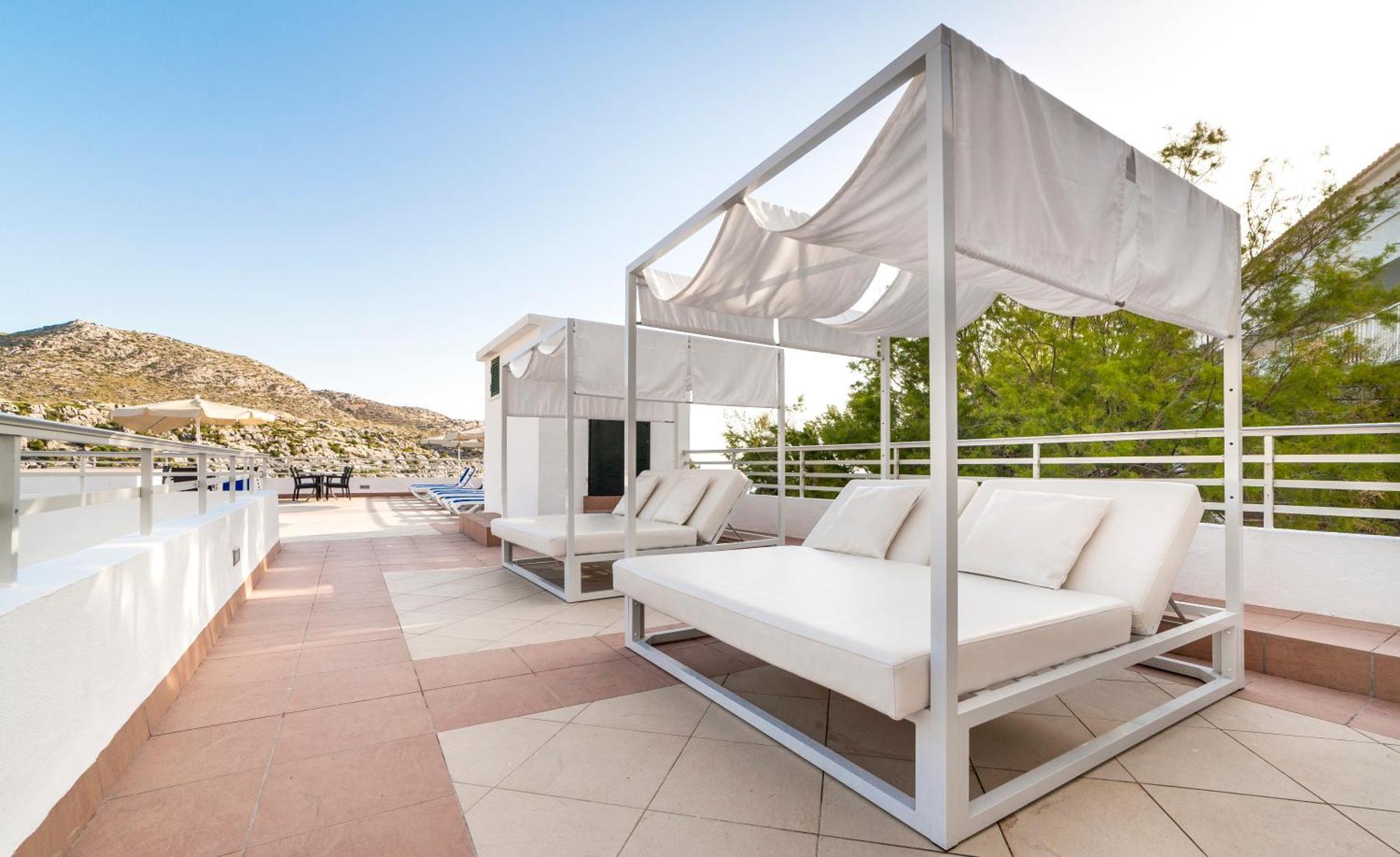 Hotel Globales Simar Cala de Sant Vicenc Exterior foto