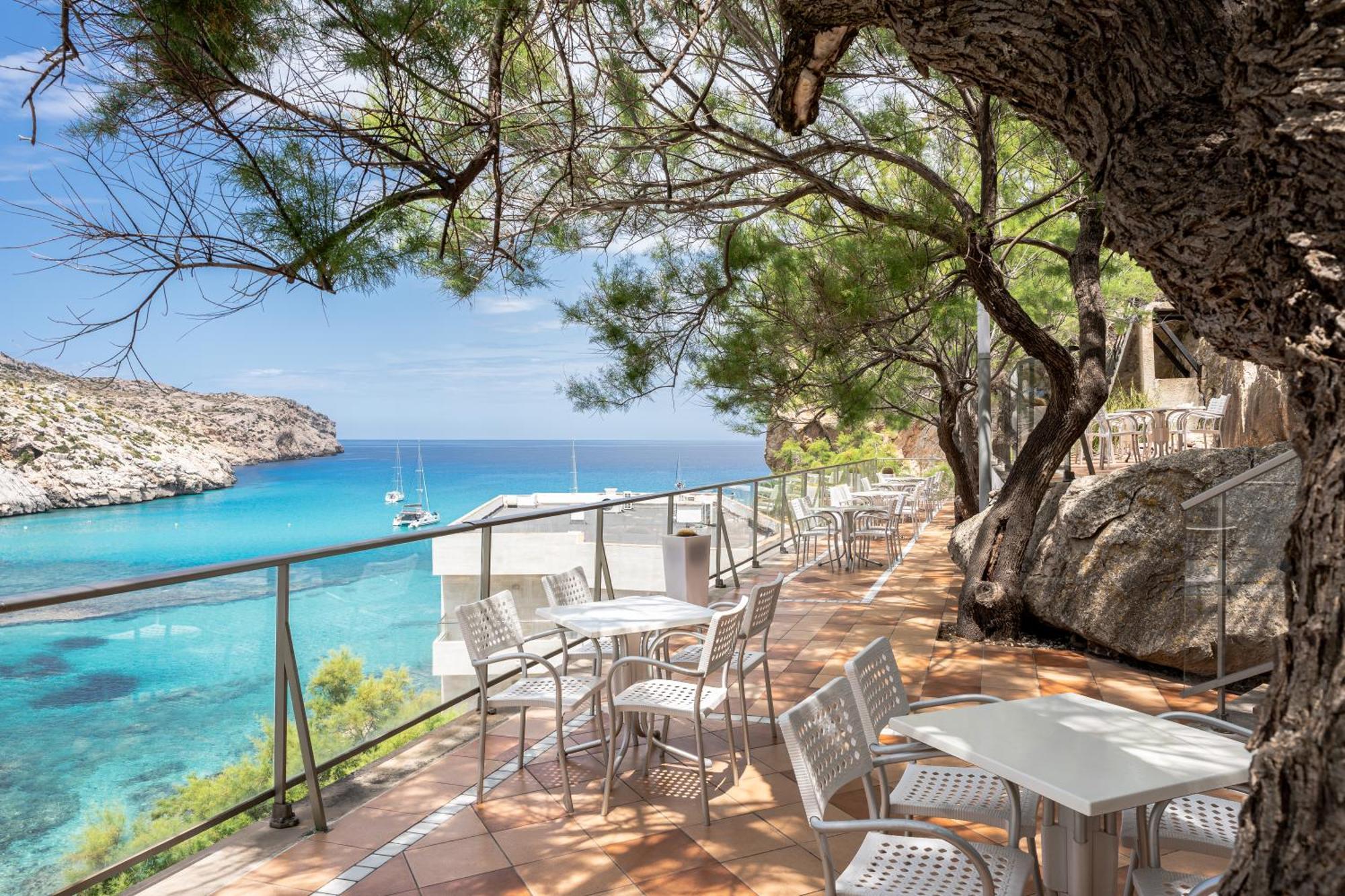 Hotel Globales Simar Cala de Sant Vicenc Exterior foto