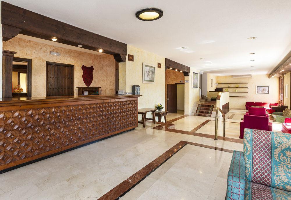 Hotel Globales Simar Cala de Sant Vicenc Exterior foto