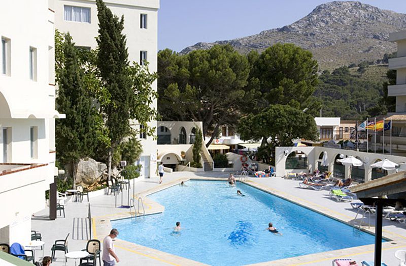 Hotel Globales Simar Cala de Sant Vicenc Einrichtungen foto
